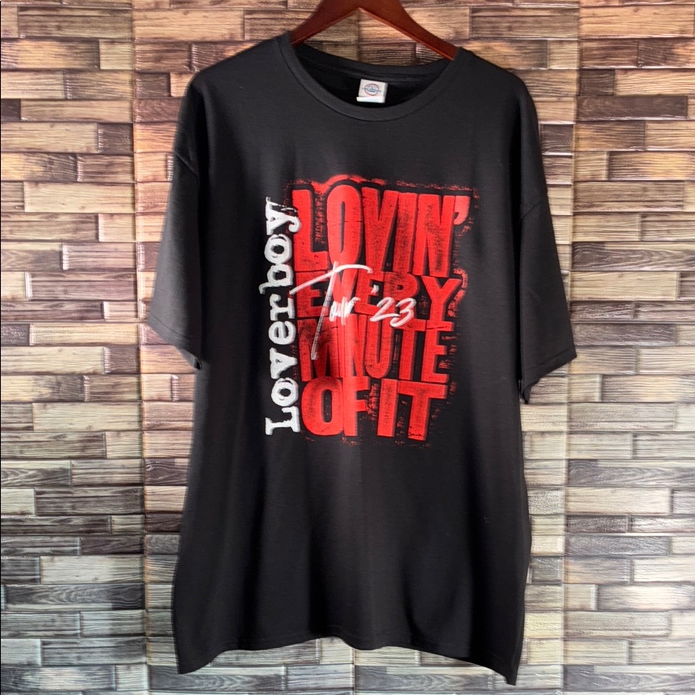 NWT LoverBoy Concert T-shirt 2023 Large Black 2XL Unisex